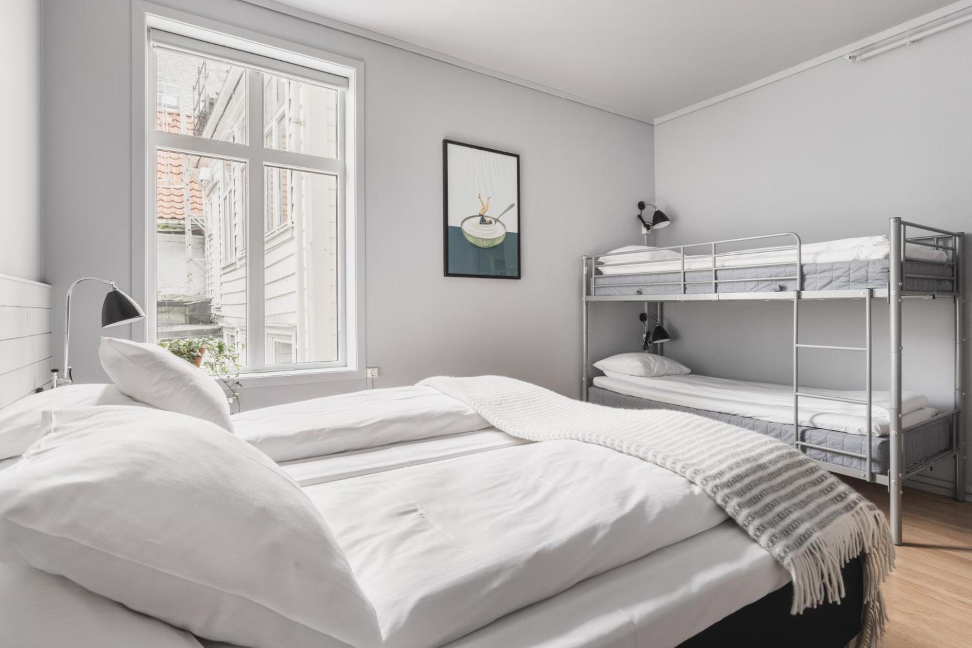 Heimen Hotel Берген Екстериор снимка