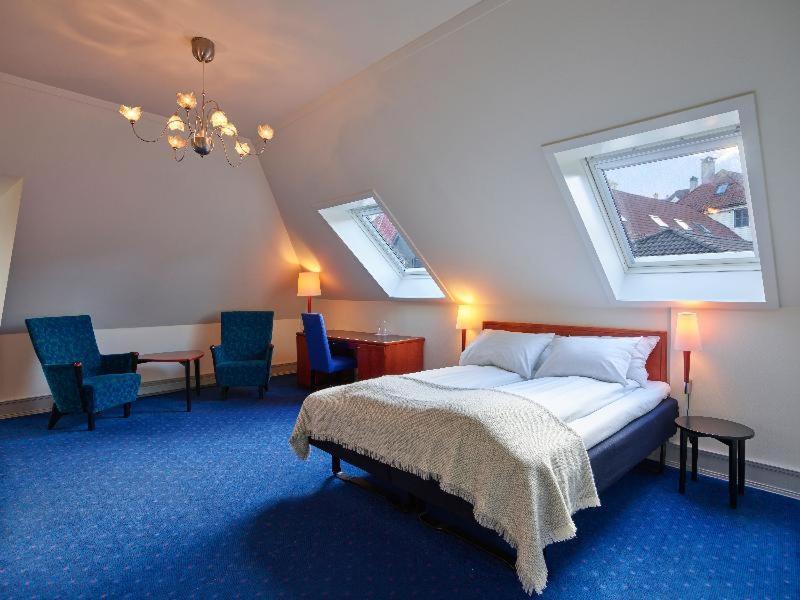 Heimen Hotel Берген Стая снимка