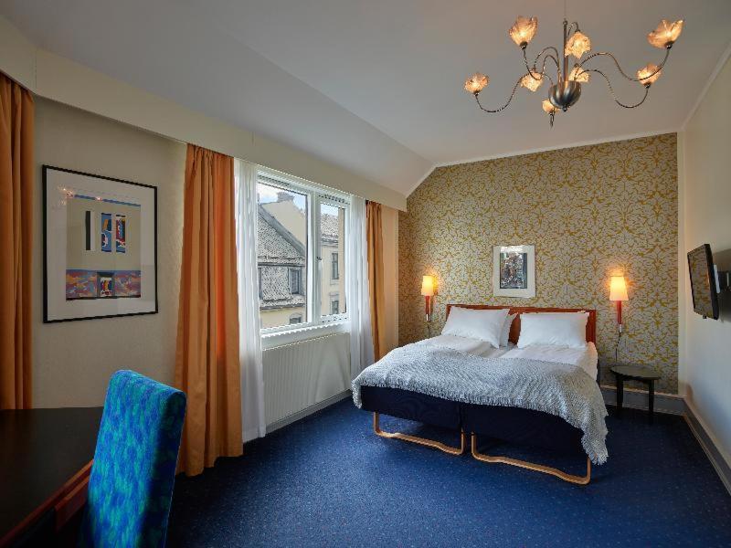 Heimen Hotel Берген Стая снимка